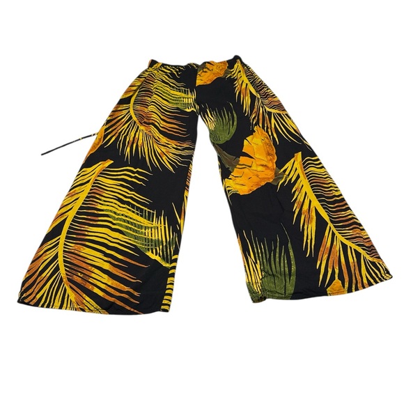 Tropical Leaf Print Wide-Leg Pants - Picture 5 of 13